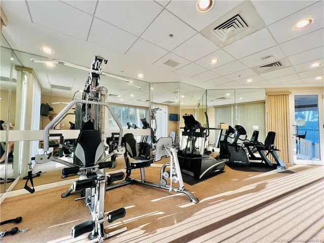 $5,300 | 5051 North Hwy A1A, Unit 126, Fort Pierce, FL 34949