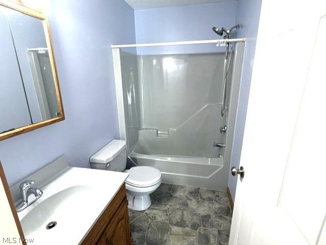 3701 Austin Road Geneva, OH 44041 - Photo 10 of 21 2nd full bath