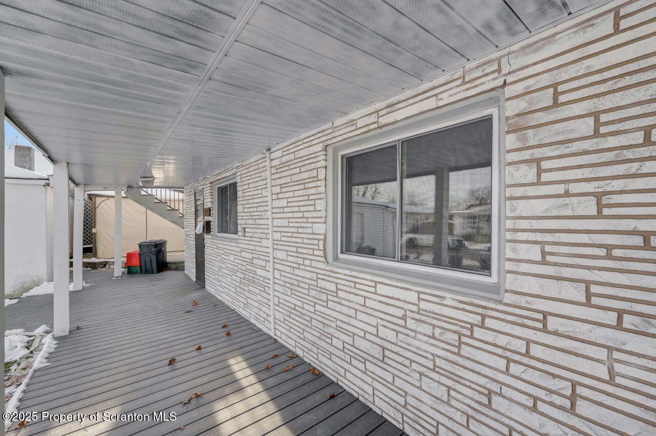 116 Broadhead Street Old Forge, PA 18518 - Photo 5 of 52 116 Broadhead St 04 Large