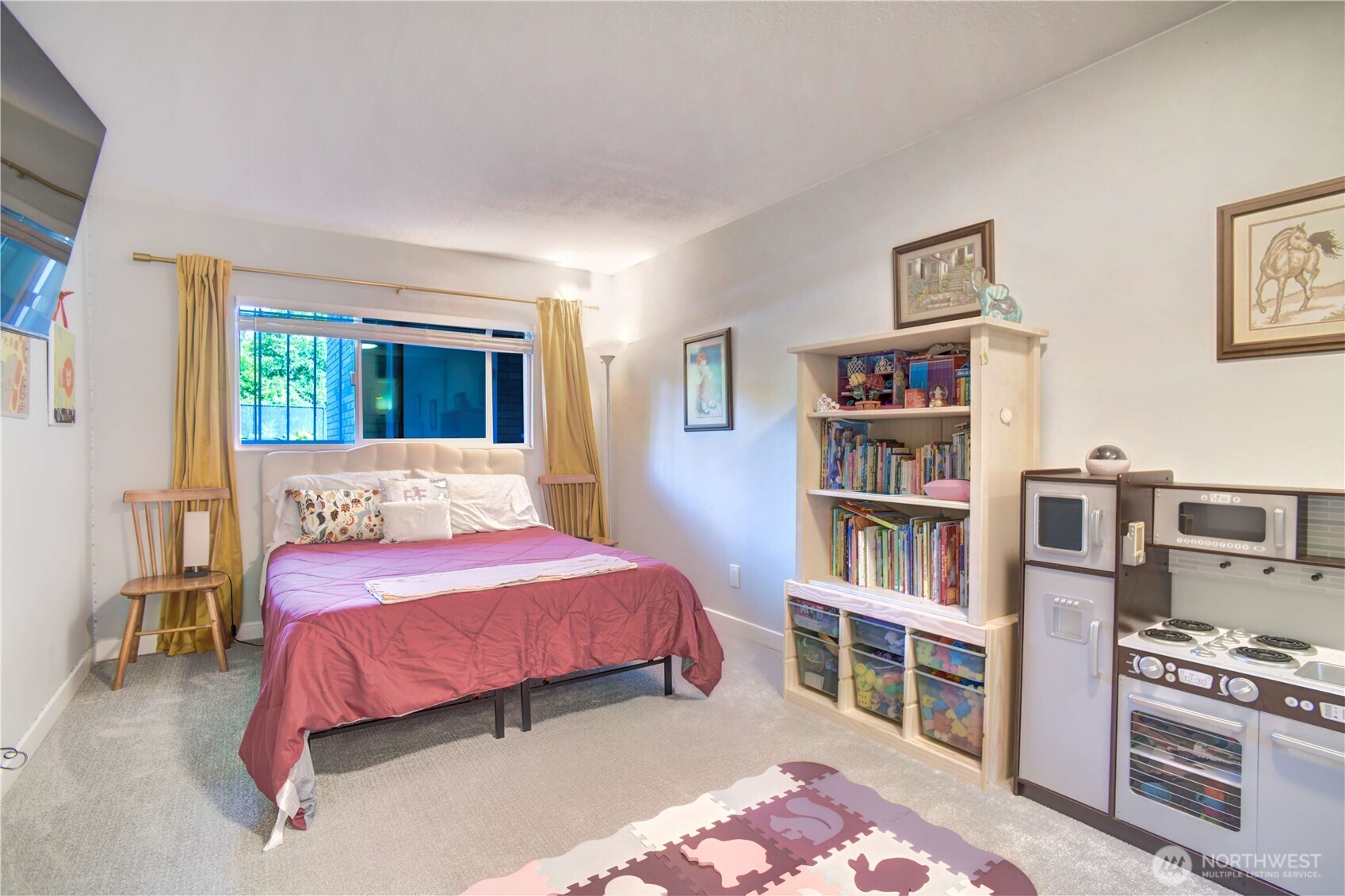 4545 Sand Point Way Northeast, Unit 302 Seattle, WA 98105 - Photo 12 of 19