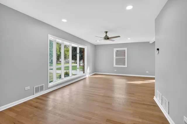 $514,000 | 8318 Howard Avenue, Munster, IN 46321