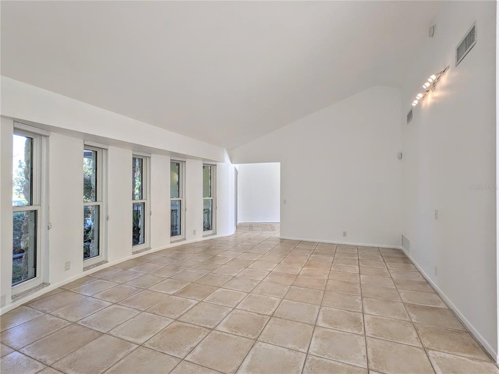 5456 Azure Way Sarasota, FL 34242 - Photo 14 of 44