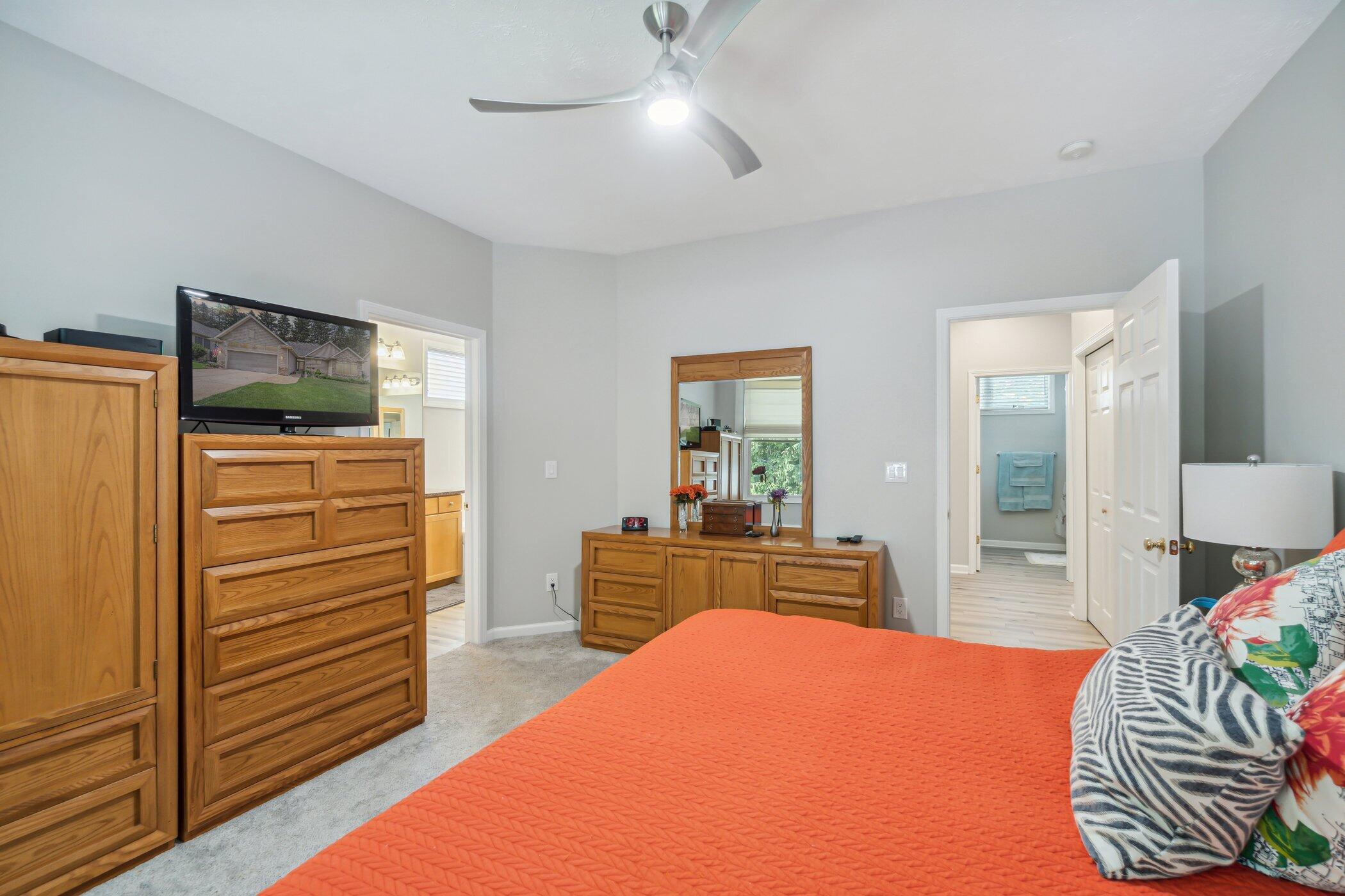 2974 Countryside Lane Jackson, MI 49203 - Photo 18 of 32 2974-Countryside-Ln-Jackson-MI-49203-Win