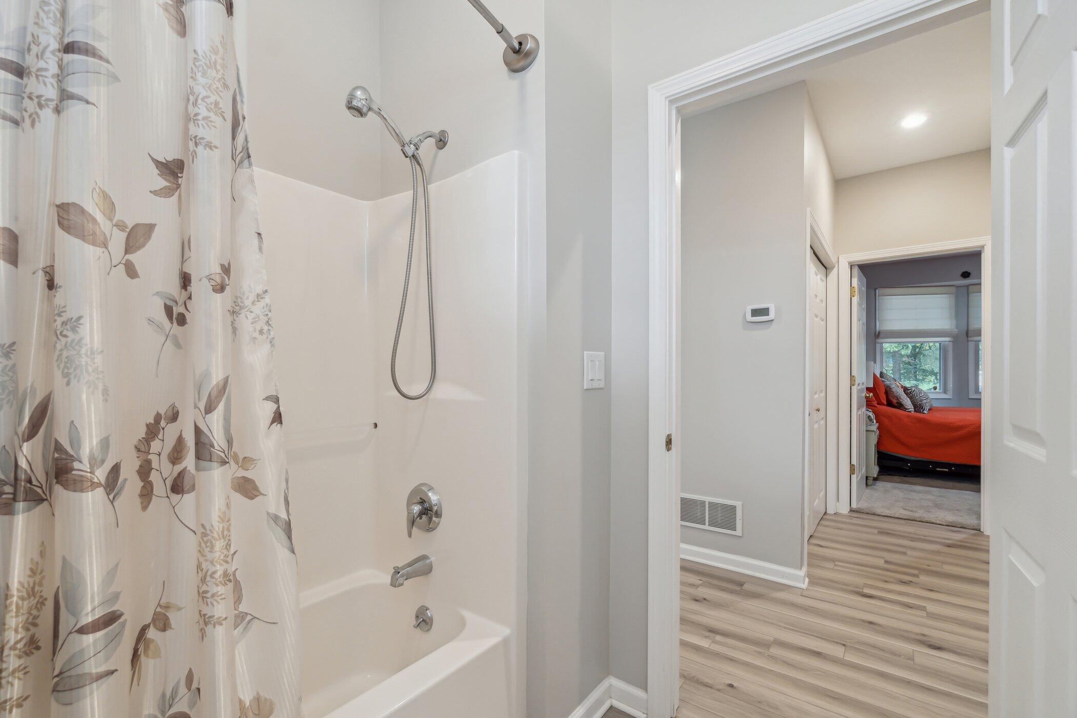 2974 Countryside Lane Jackson, MI 49203 - Photo 21 of 32 2974-Countryside-Ln-Jackson-MI-49203-Win