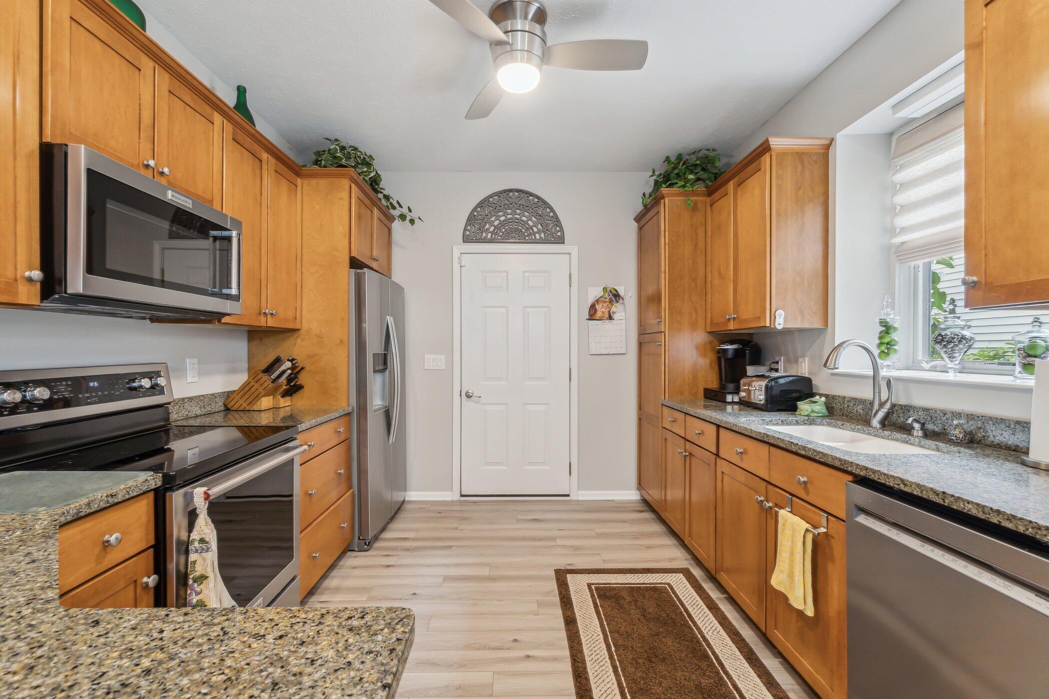 2974 Countryside Lane Jackson, MI 49203 - Photo 10 of 32 2974-Countryside-Ln-Jackson-MI-49203-Win