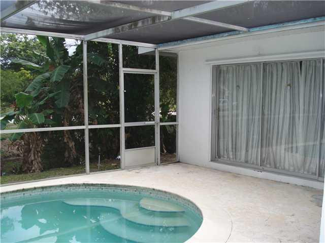 5356 Redwood Road Plantation, FL 33317 - Photo 24 of 24 Pool