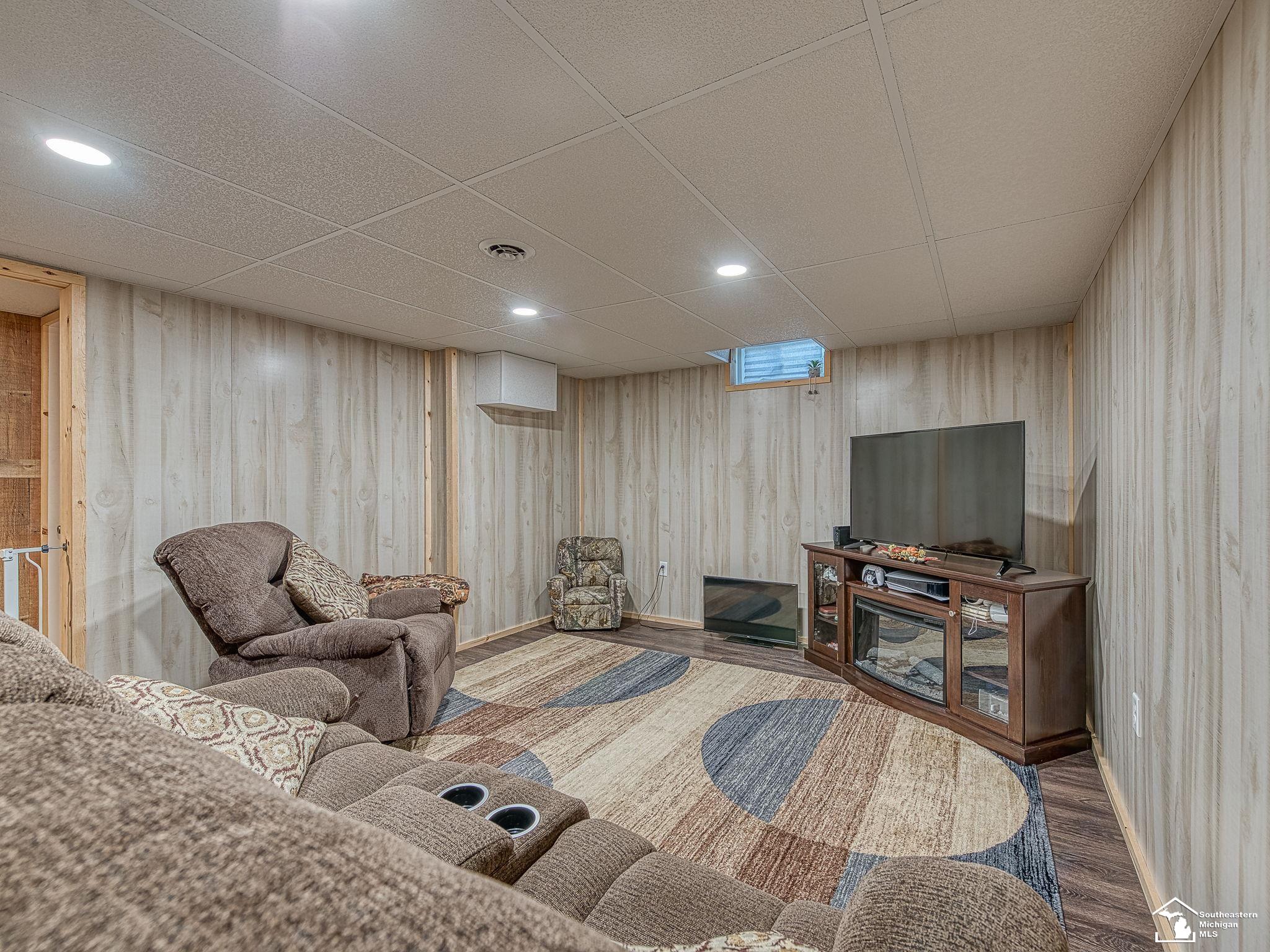9489 Raisin Street Maybee, MI 48159 - Photo 24 of 47
