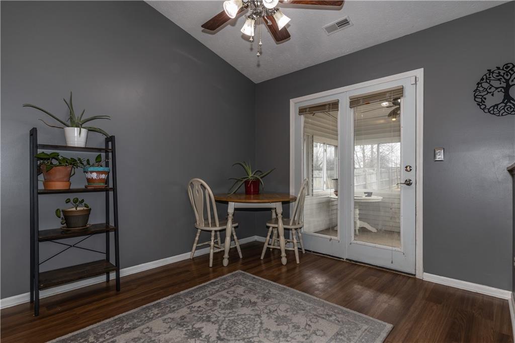 137 Canterbury Road Pendleton, IN 46064 - Photo 13 of 25