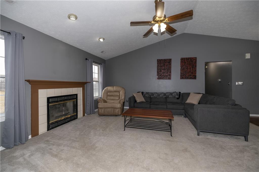 137 Canterbury Road Pendleton, IN 46064 - Photo 6 of 25