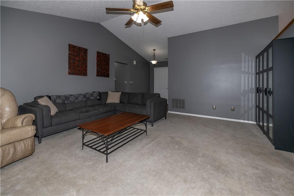 137 Canterbury Road Pendleton, IN 46064 - Photo 7 of 25