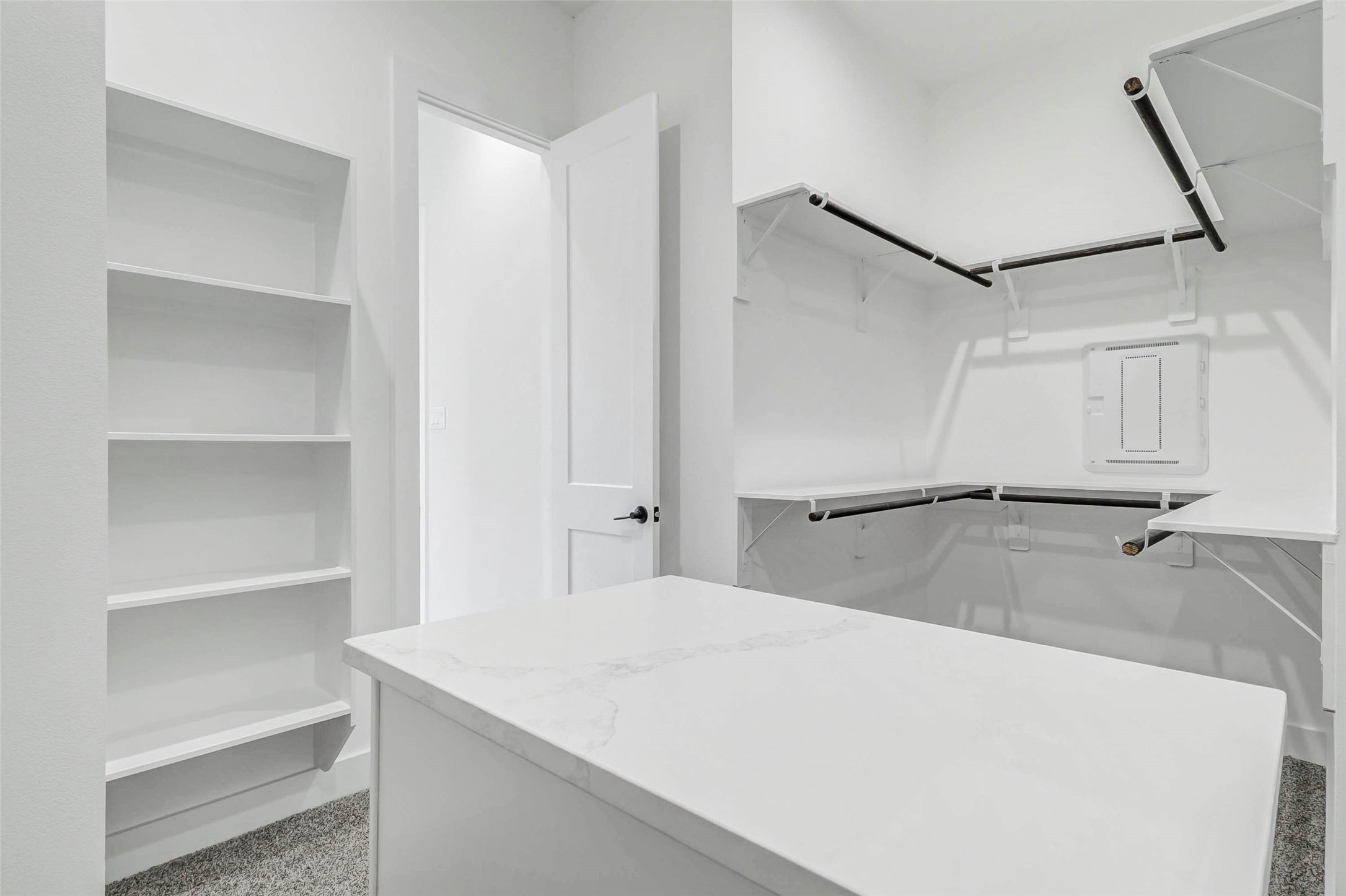 2310 Campbell Road, Unit C Houston, TX 77080 - Photo 14 of 27 a view of a kitchen