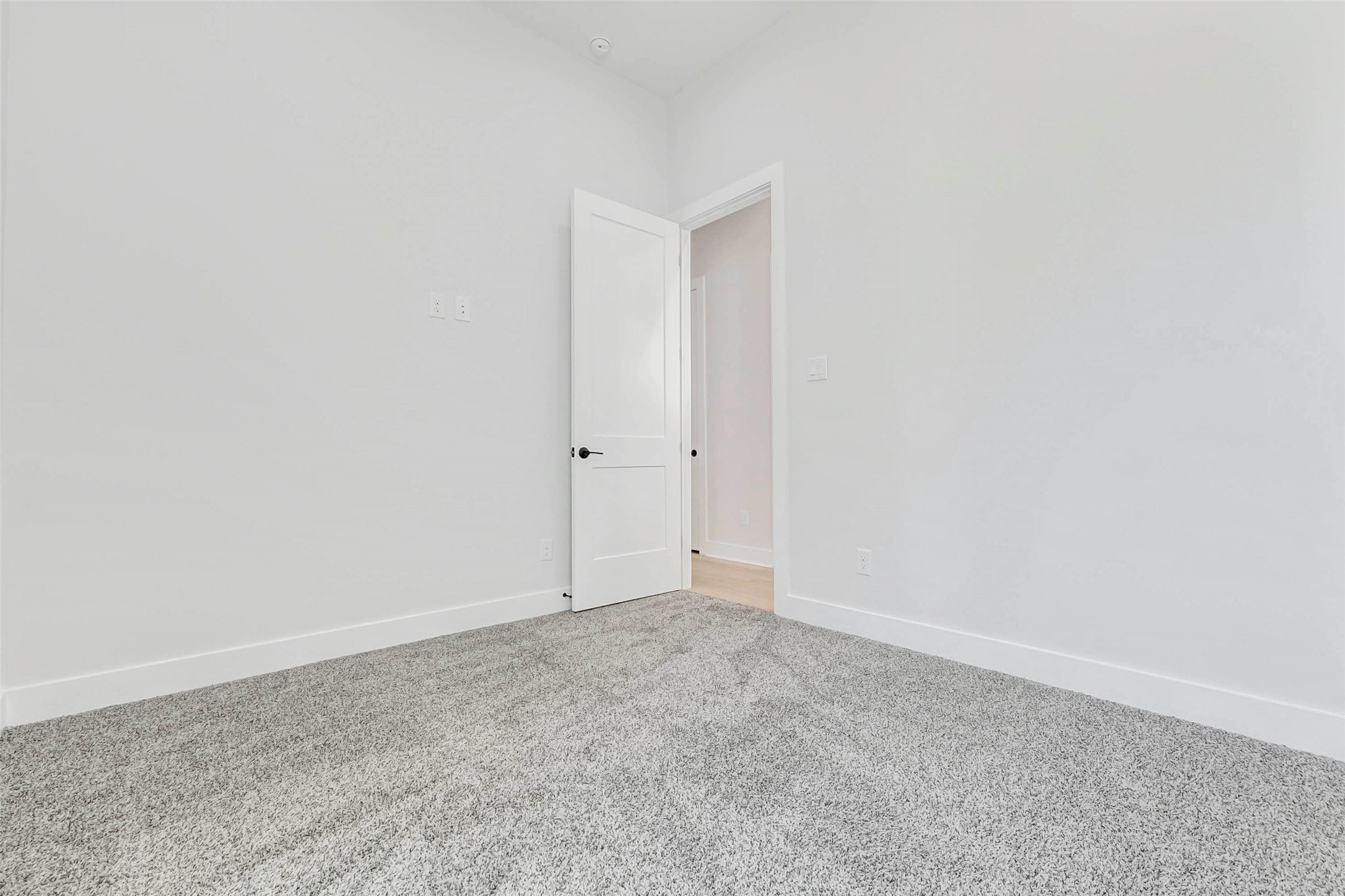 2310 Campbell Road, Unit C Houston, TX 77080 - Photo 18 of 27 a view of an empty room