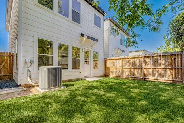 $3,000 | 2310 Campbell Road, Unit C, Houston, TX 77080