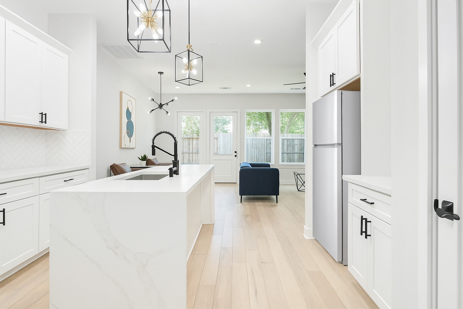 2310 Campbell Road, Unit C Houston, TX 77080 - Photo 7 of 27 a spacious bathroom with a double vanity sink a mirror and a bathtub