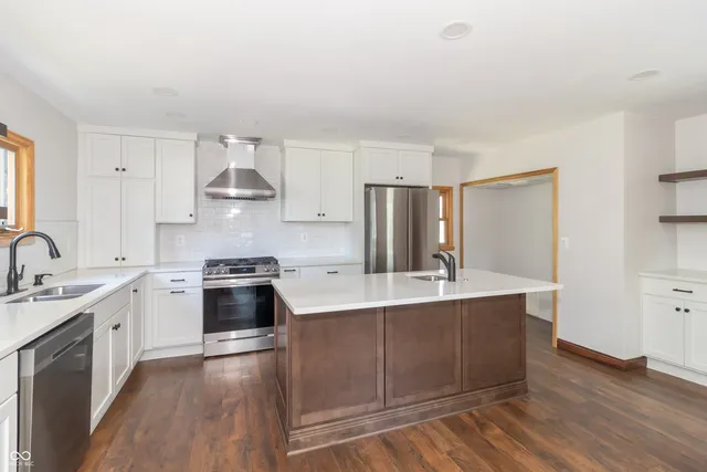 $385,000 | 404 North State Street, Greenfield, IN 46140