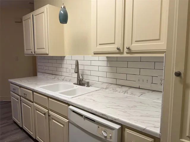 $1,700 | 1814 State Highway 95, Unit A, Bastrop, TX 78602