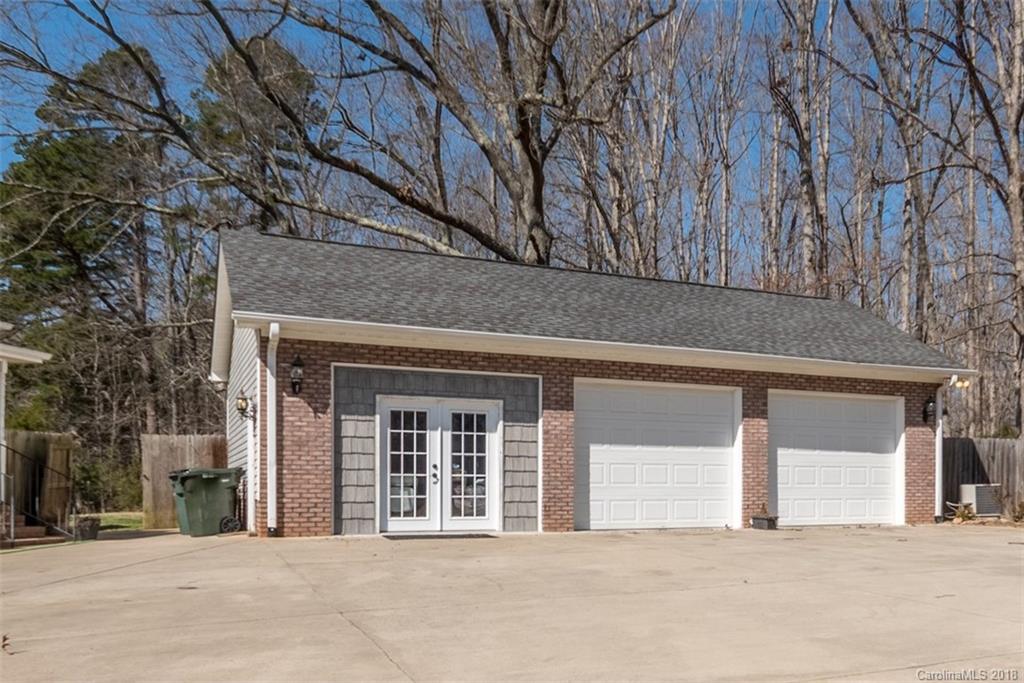 1027 Brandon Road Clover, SC 29710 - Photo 27 of 31 Gallery Image 27