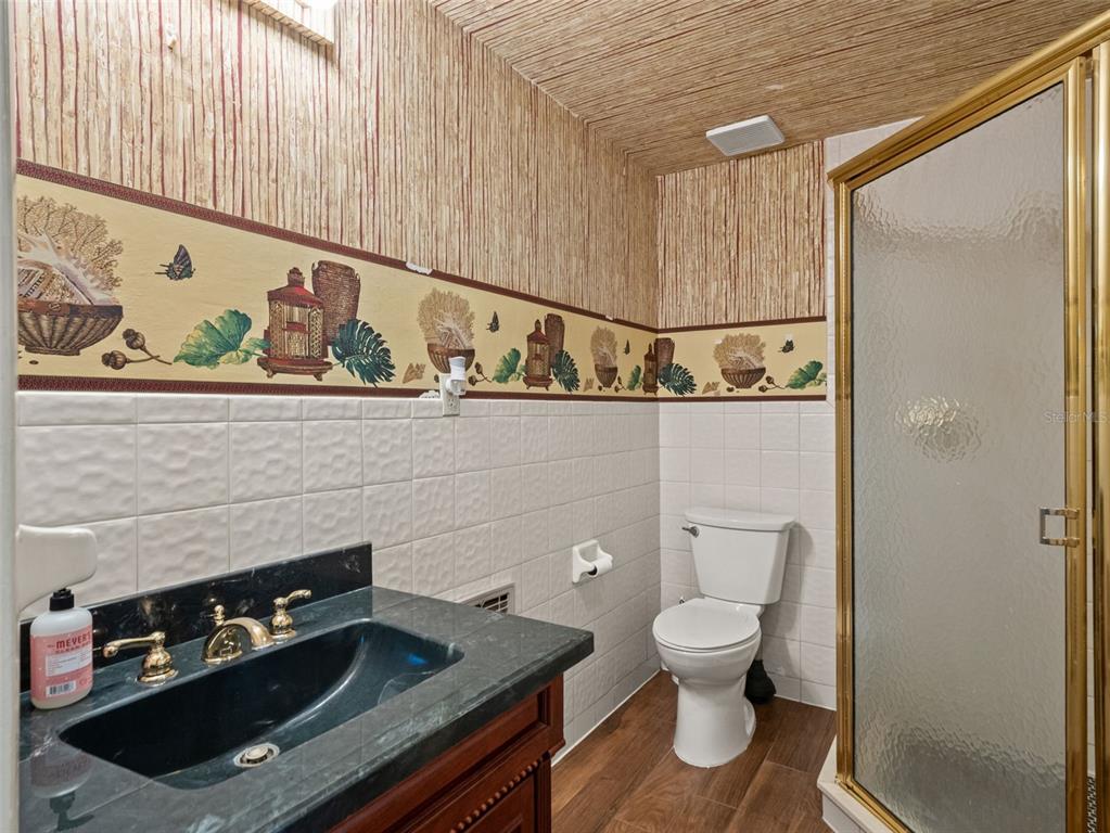 517 Derry Down Road Orlando, FL 32806 - Photo 34 of 39 Gallery Image 34