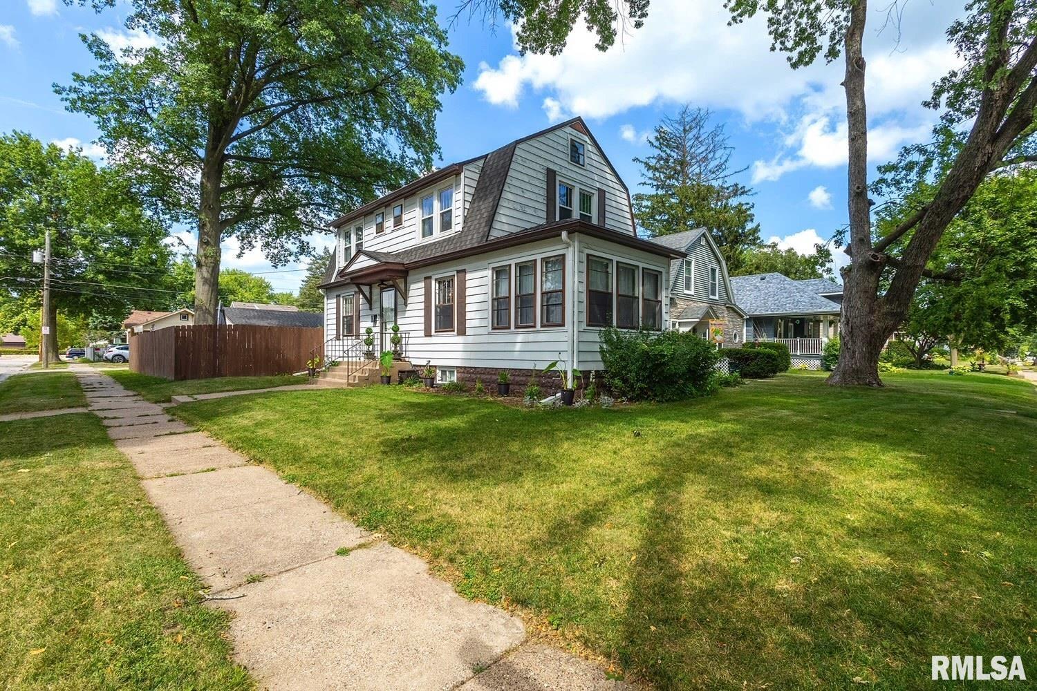 1801 Forest Road Davenport, IA 52803 - Photo 3 of 30 Gallery Image 3