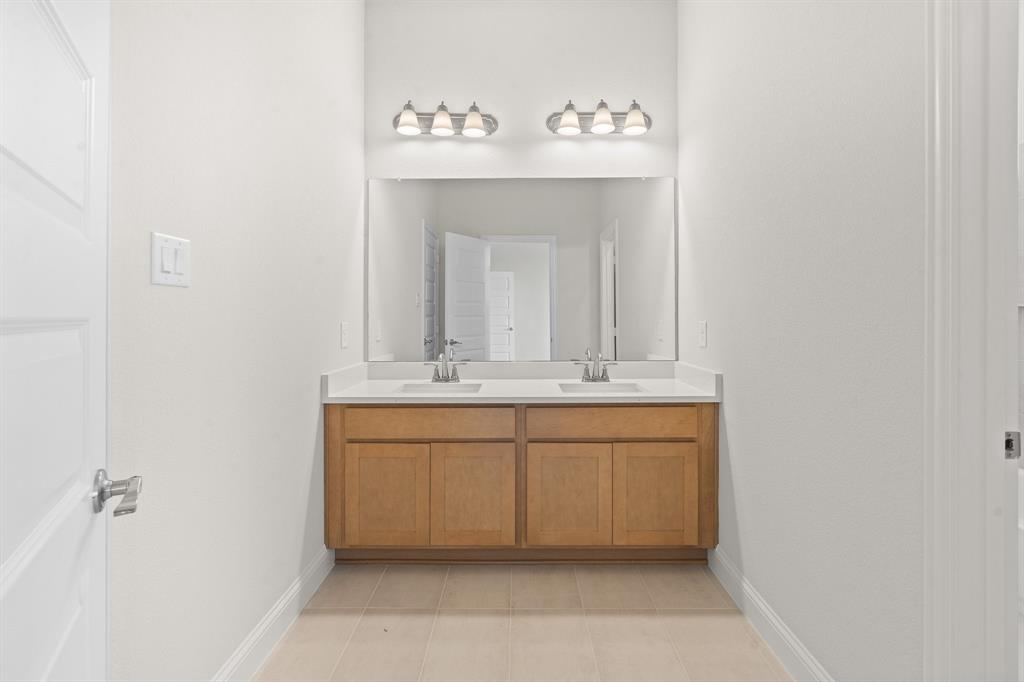 245 Brahman Street Venus, TX 76084 - Photo 20 of 35