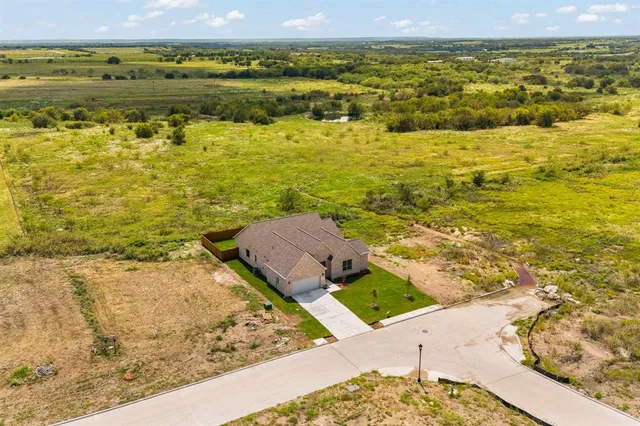 $435,000 | 245 Brahman Street, Venus, TX 76084