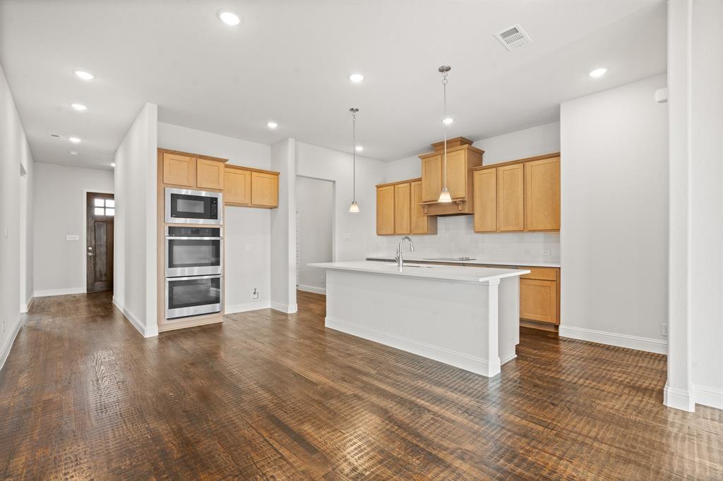 245 Brahman Street Venus, TX 76084 - Photo 6 of 35