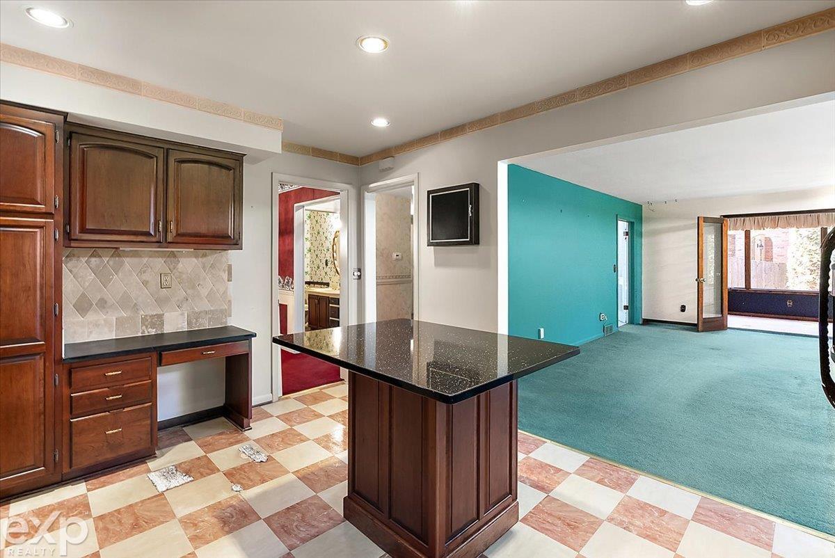 100 Moran Road Grosse Pointe Farms, MI 48236 - Photo 37 of 61