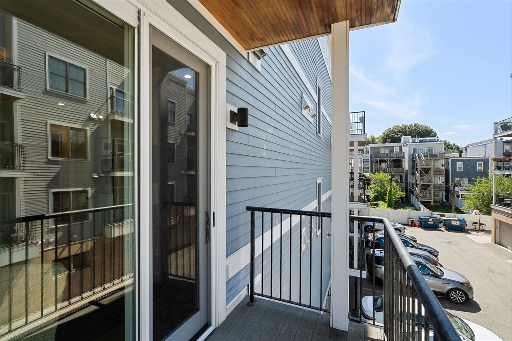 3 M Street, Unit 3 Boston, MA 02127 - Photo 24 of 34 a view of balcony and patio