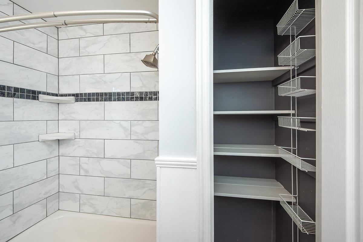 4628 Boyce Road Memphis, TN 38117 - Photo 17 of 25 a view of a store room with shelves