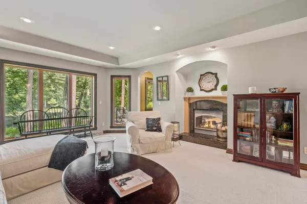 $769,900 | 7068 Lone Oak Lane, Sobieski, WI 54171