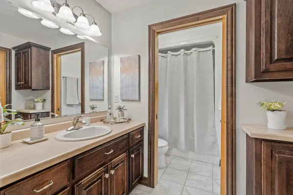 $769,900 | 7068 Lone Oak Lane, Sobieski, WI 54171