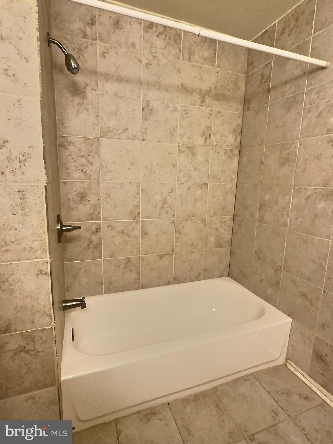 1245 East Eager Street Baltimore, MD 21202 - Photo 7 of 15 Main Bath