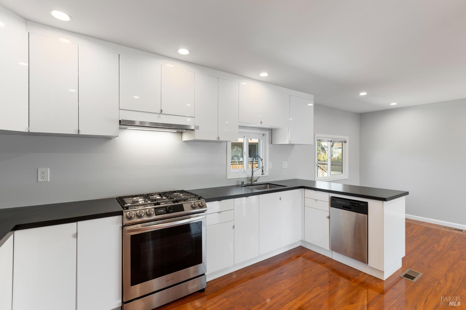 363 Glacier Way San Rafael, CA 94903 - Photo 13 of 32 Kitchen with gas stove and dishwasher