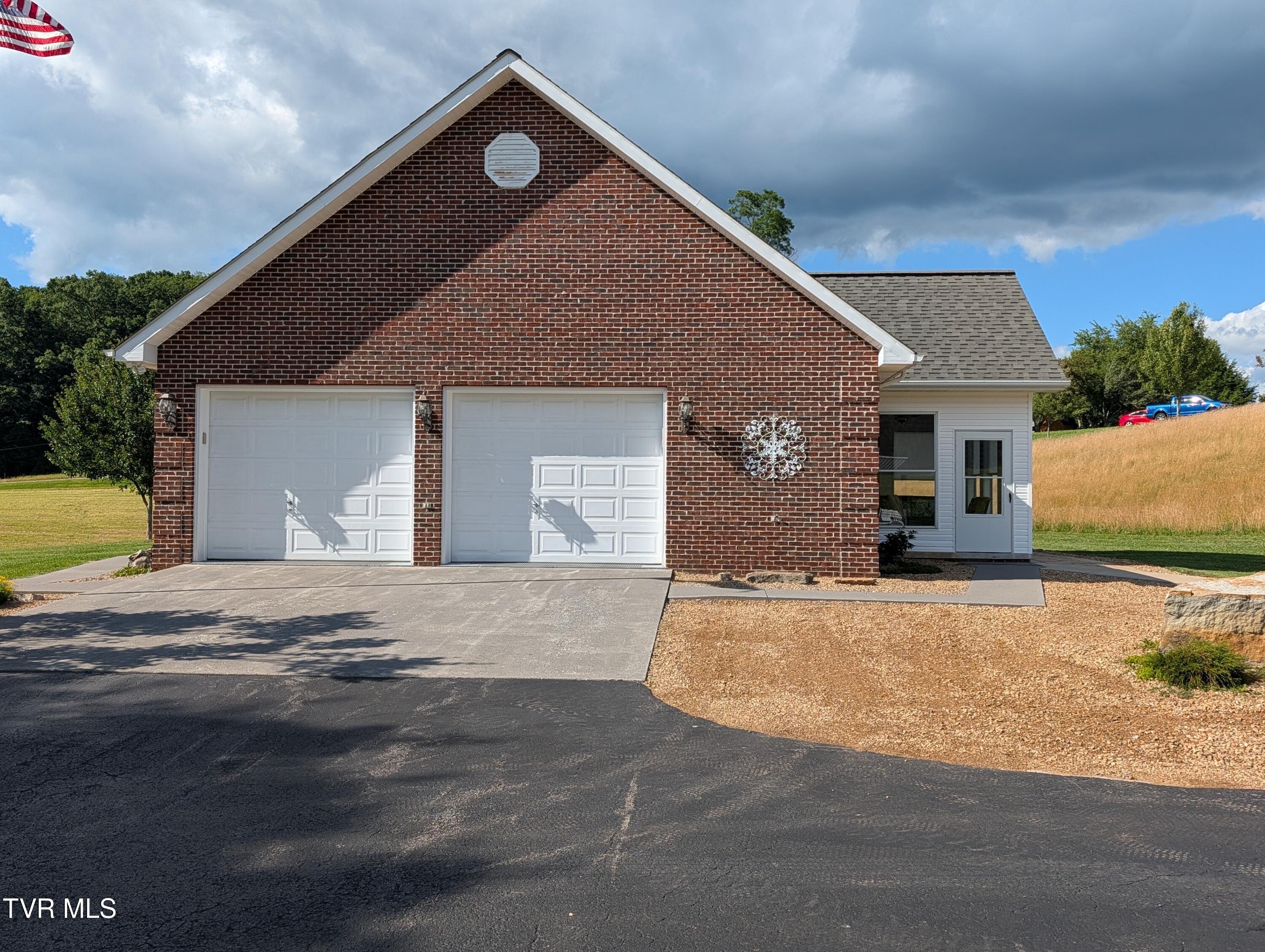 163 Dixie Road Clintwood, VA 24228 - Photo 20 of 57 5799