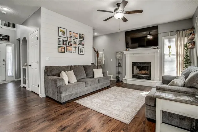 $388,000 | 14620 Shamrock Way, Smithville, MO 64089