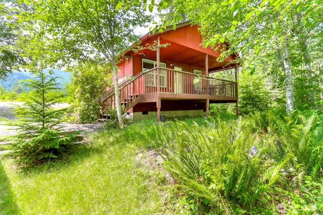 $385,000 | 278 Osborn Road, Ashford, WA 98304