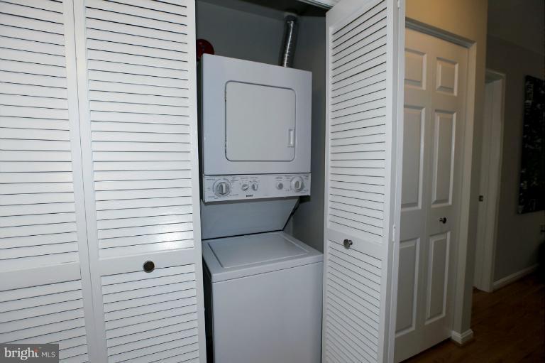 1931 Belmont Road Northwest, Unit 1087 Washington, DC 20009 - Photo 10 of 30 Interior (General)