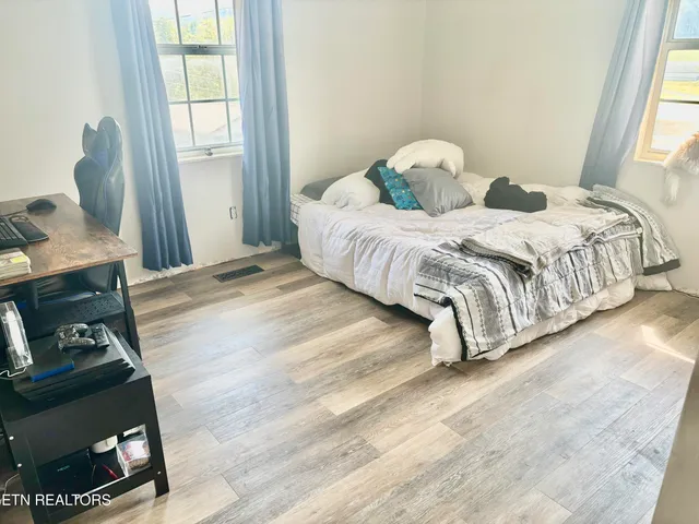 $285,000 | 1264 Rowe Street, New Tazewell, TN 37825