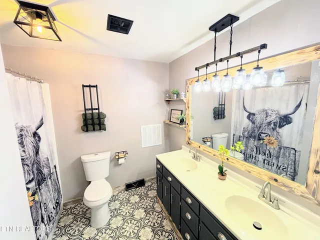 $304,999 | 1264 Rowe Street, New Tazewell, TN 37825