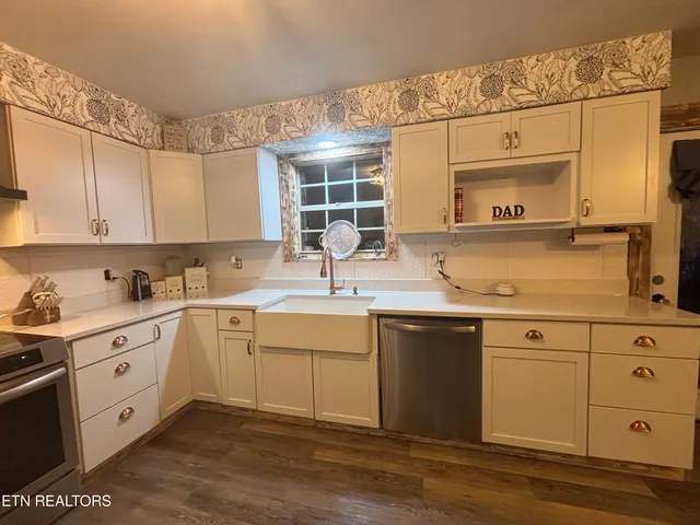 $304,999 | 1264 Rowe Street, New Tazewell, TN 37825