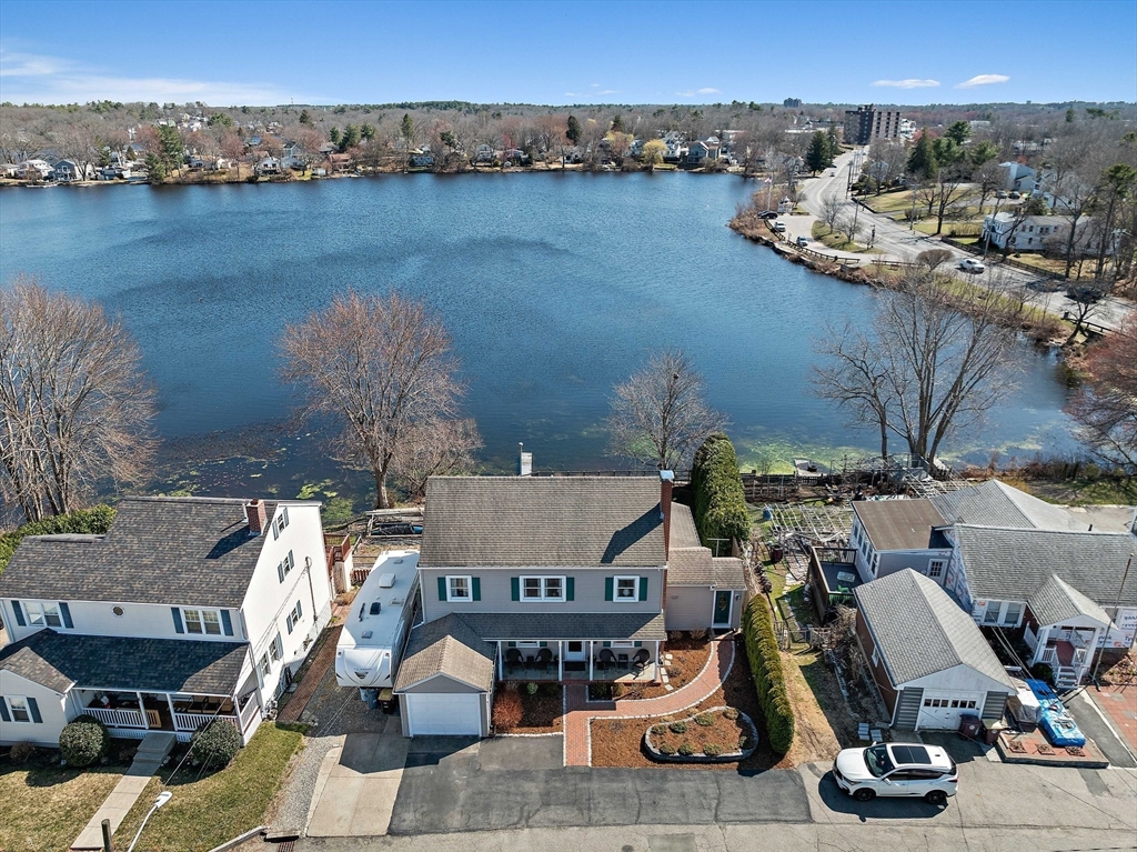 17 Castle Road Weymouth, MA 02189 - Photo 1 of 42 Gallery Image 1