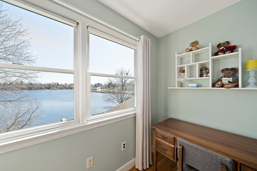 17 Castle Road Weymouth, MA 02189 - Photo 36 of 42 Gallery Image 36