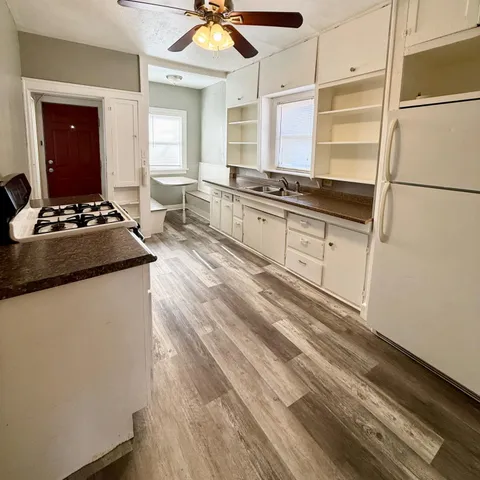 $650 | 2105 14th Street, Unit 1, Lubbock, TX 79401