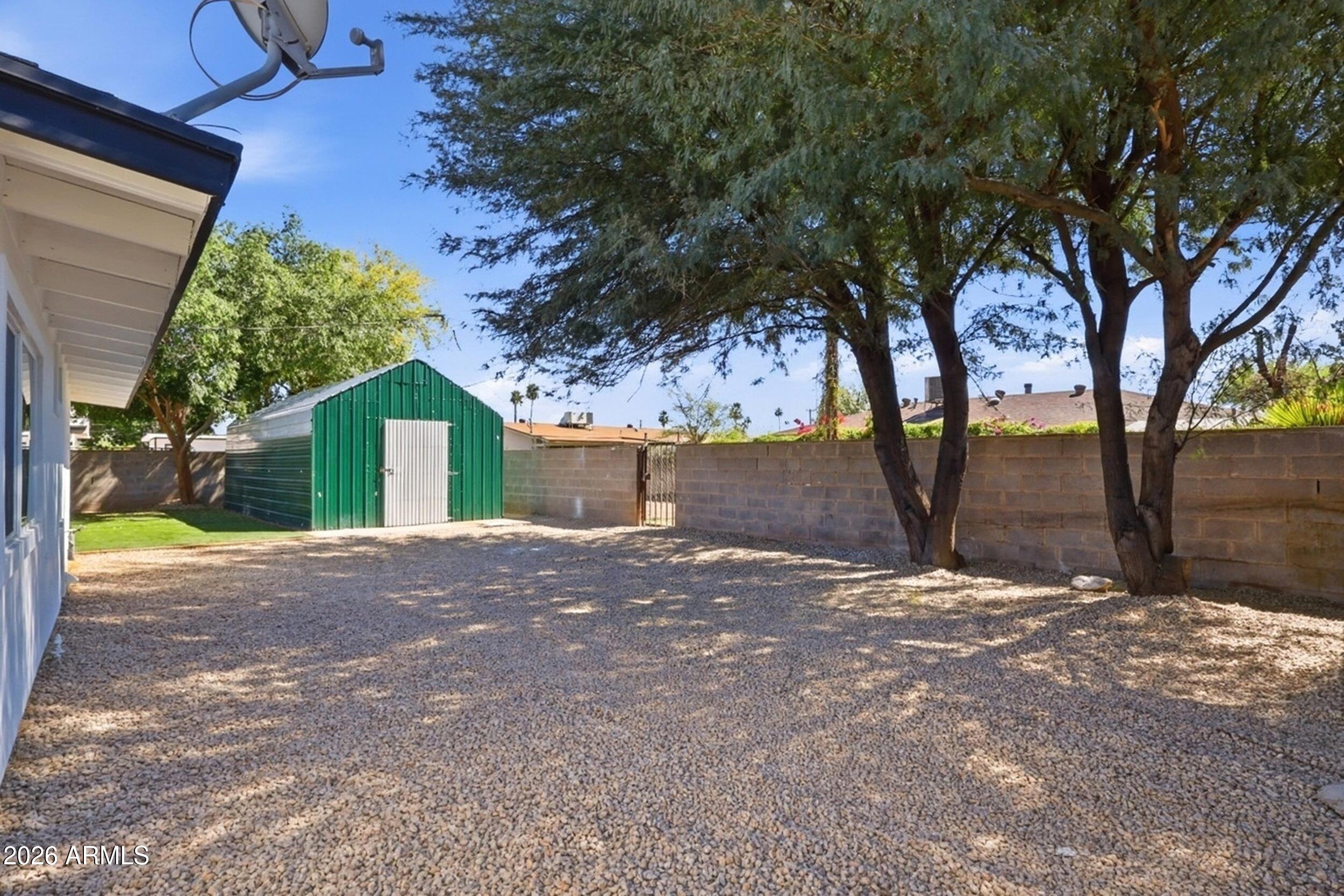 1555 West 6th Street Tempe, AZ 85281 - Photo 36 of 40 1555_w_6th_st_tempe_az_85281_usa_9e5258a