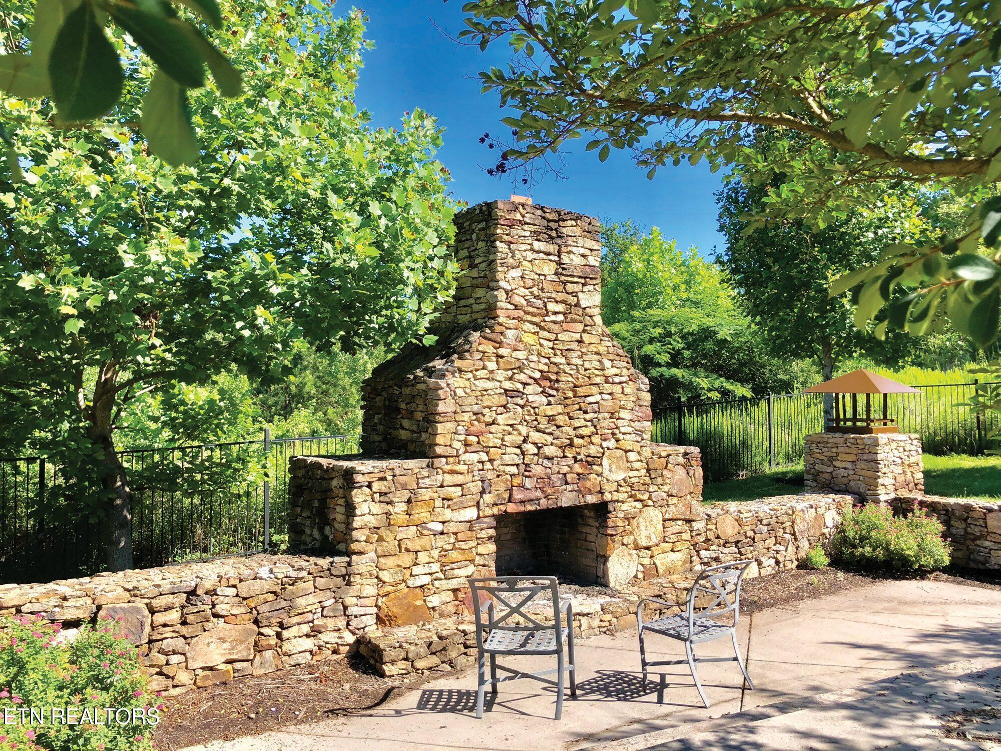 3708 Spruce Ridge Way, Unit 2102 Knoxville, TN 37920 - Photo 36 of 43 woodlands_knox_61918_firepit2