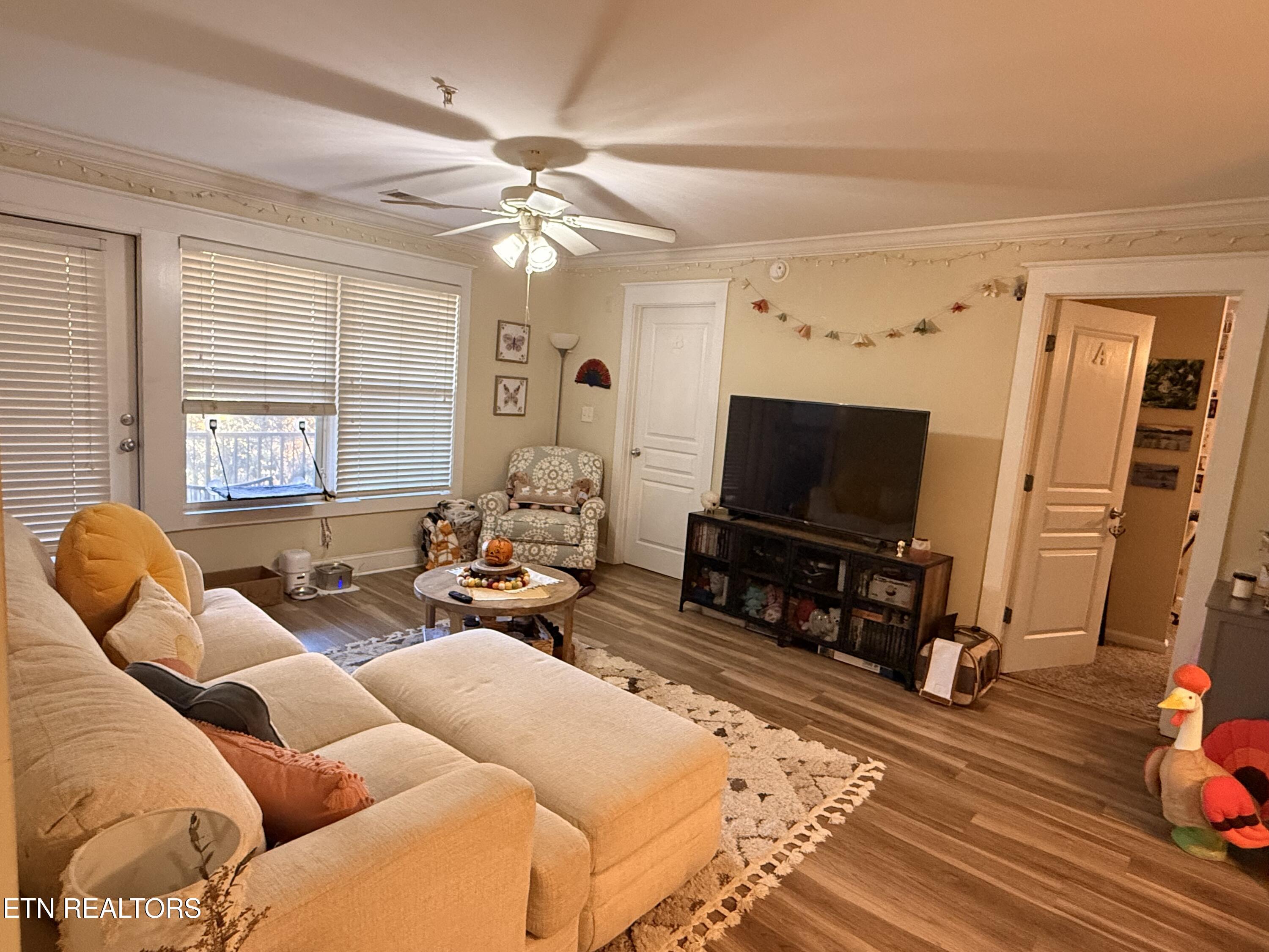 3708 Spruce Ridge Way, Unit 2102 Knoxville, TN 37920 - Photo 7 of 43 IMG_2525