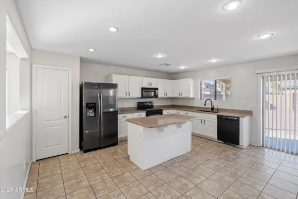 $370,000 | 7504 South Sundown Court, Buckeye, AZ 85326
