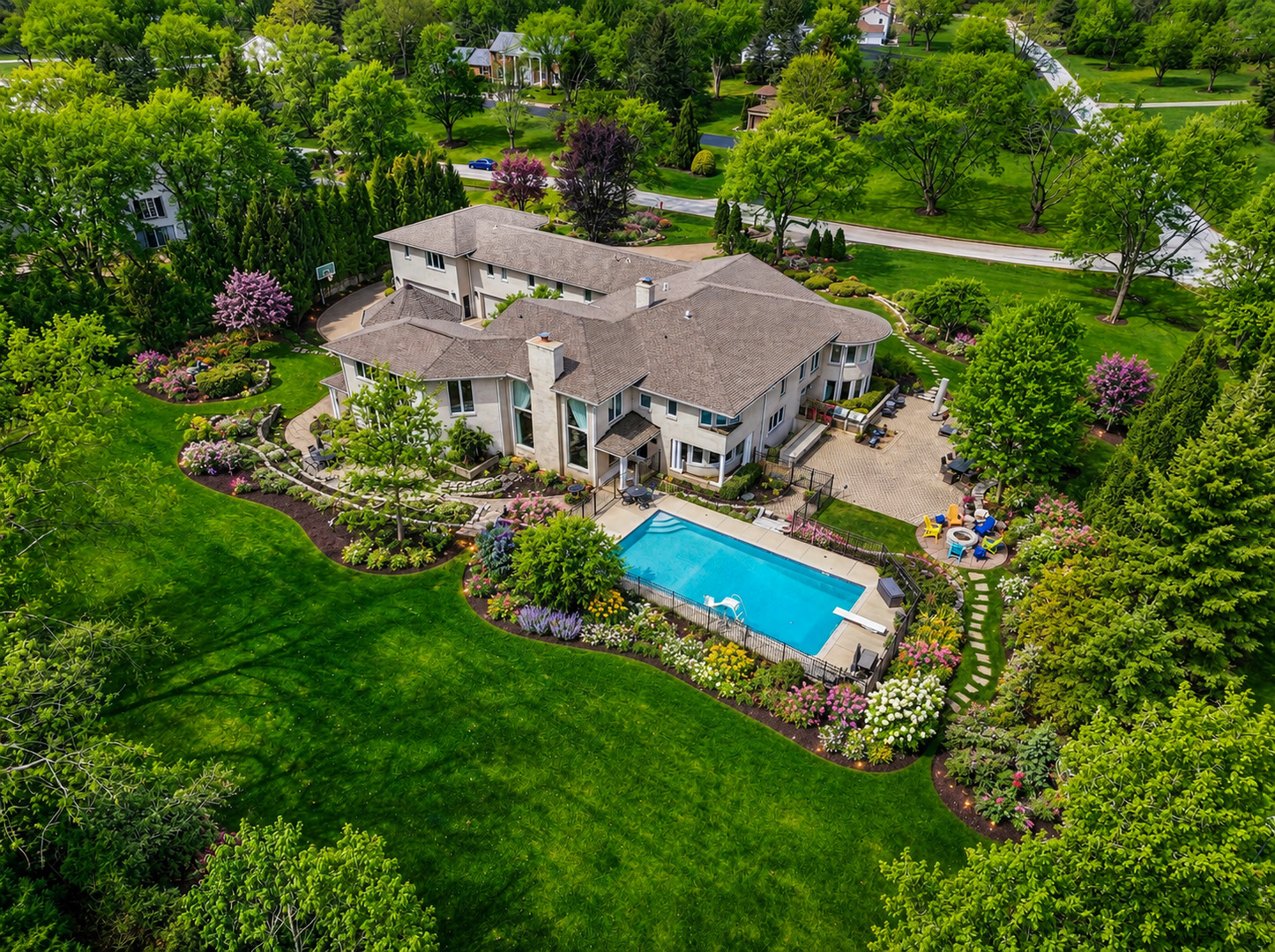 1877 Banbury Road Inverness, IL 60067 - Photo 2 of 50