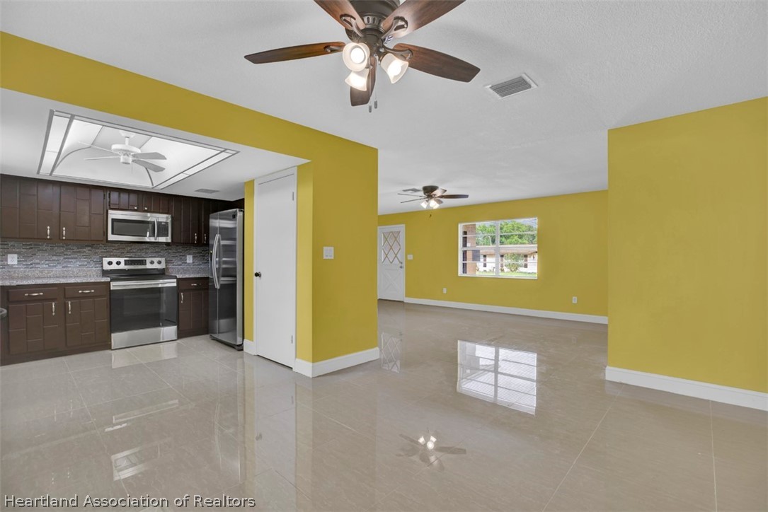 1203 Forest Road Sebring, FL 33872 - Photo 14 of 36 Gallery Image 14