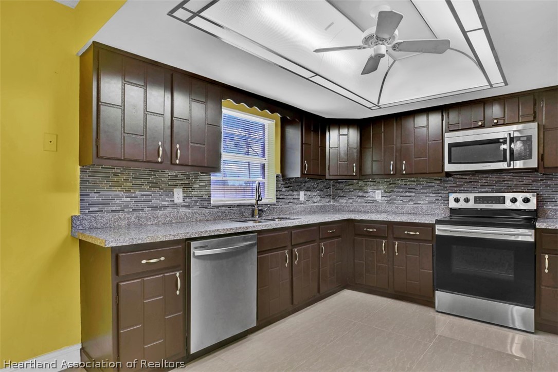 1203 Forest Road Sebring, FL 33872 - Photo 16 of 36 Gallery Image 16